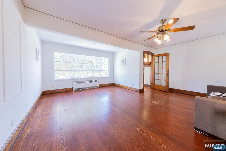 168 Forest Avenue, Lyndhurst, NJ 07071 - Image #3