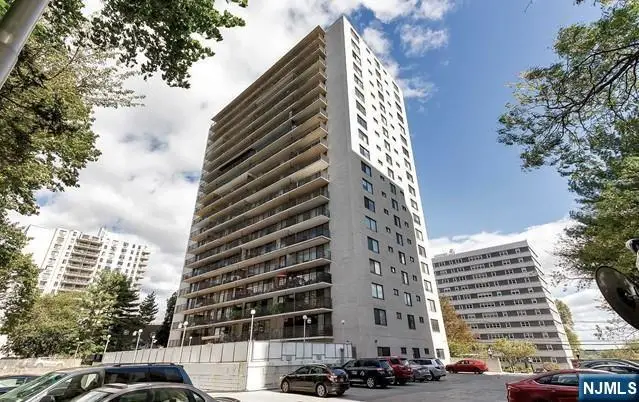 277 Prospect Avenue 4H, Hackensack, NJ 07601 - Image #2