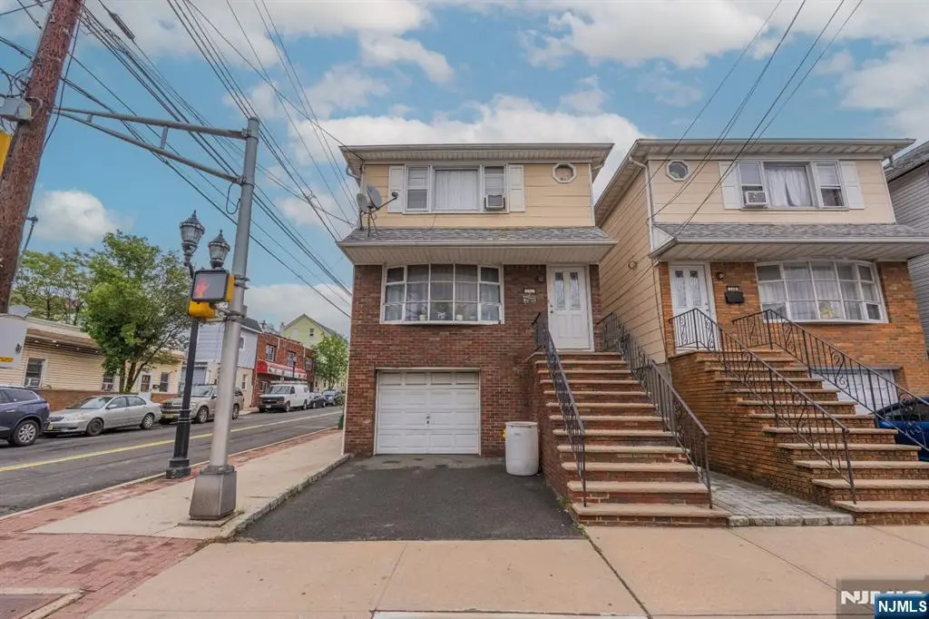 351 N 2nd Street, East Newark, NJ 07029 - Image #1