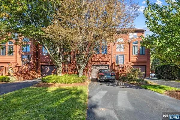 39 Sampson Street 39, Saddle Brook, NJ 07663