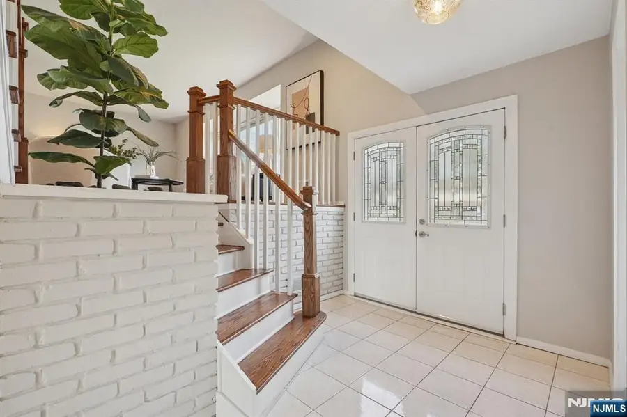 4 Ellis Road, West Caldwell, NJ 07006 - Image #3