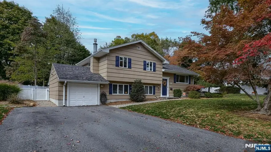 21 Cardinal Drive, Oakland, NJ 07436 - Image #3