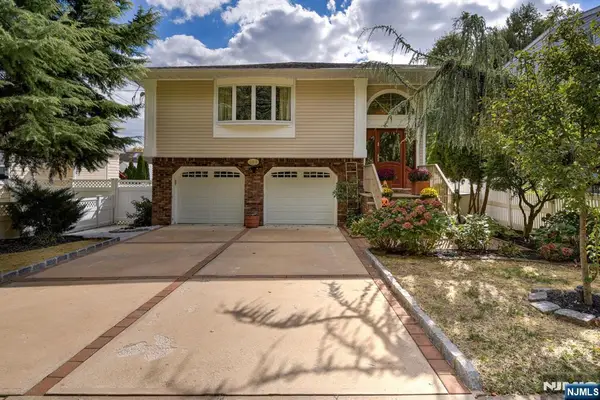 204 Gilbert Avenue, Elmwood Park, NJ 07407