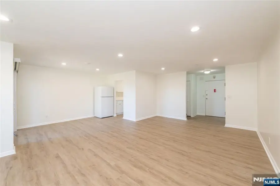 1111 River Road G5, Edgewater, NJ 07020 - Image #3