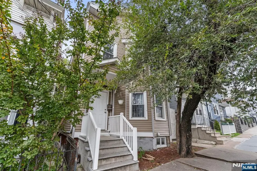 101 Lafayette Street, Paterson, NJ 07501 - Image #2