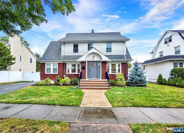 15-09 Morlot Avenue, Fair Lawn, NJ 07410