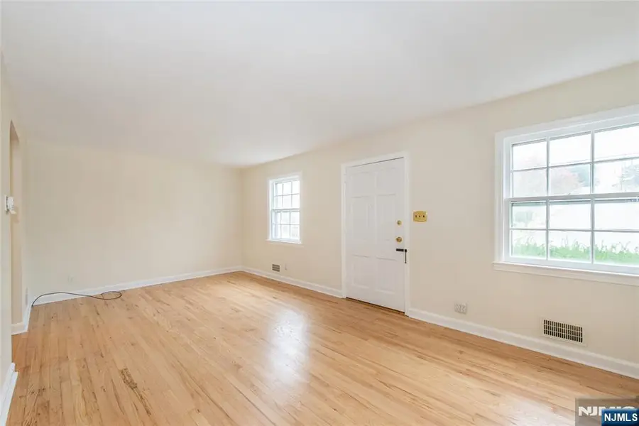 70 Gerard Road, Nutley, NJ 07110 - Image #3