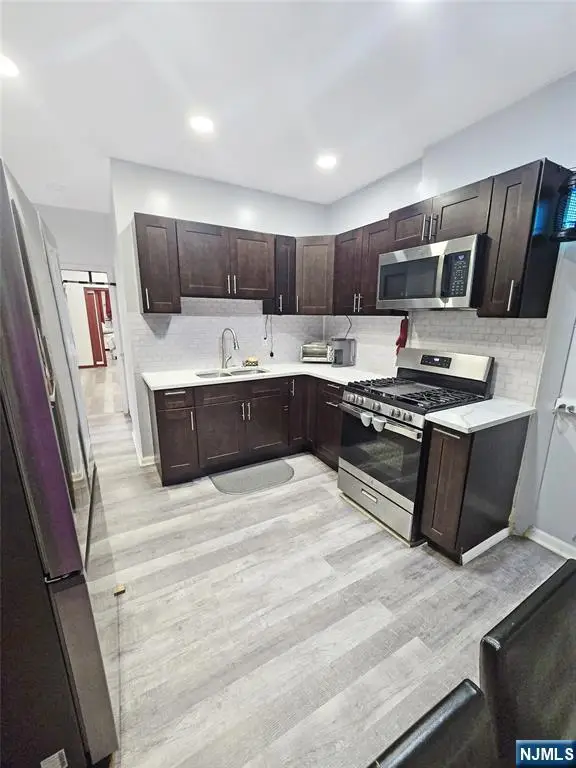 367 Morris Avenue, Newark, NJ 07103