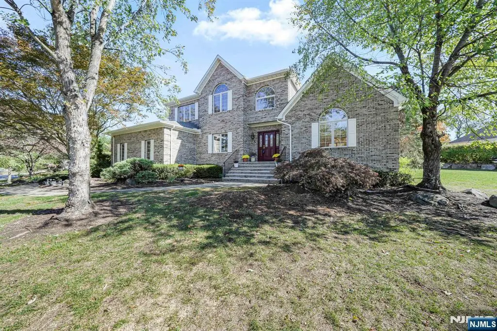 11 Jarombek Drive, Towaco, NJ 07082 - #1