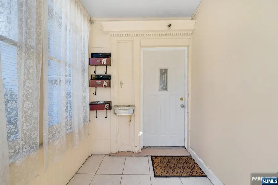 131 Park Place, Passaic, NJ 07055 - Image #3