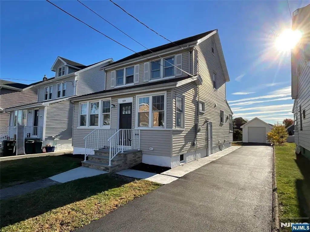 524 Octavia Place, Lyndhurst, NJ 07071 - #1