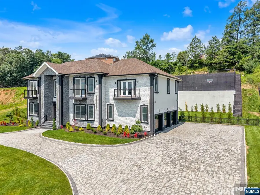 125 Hamilton Trail, Totowa, NJ 07512 - #2