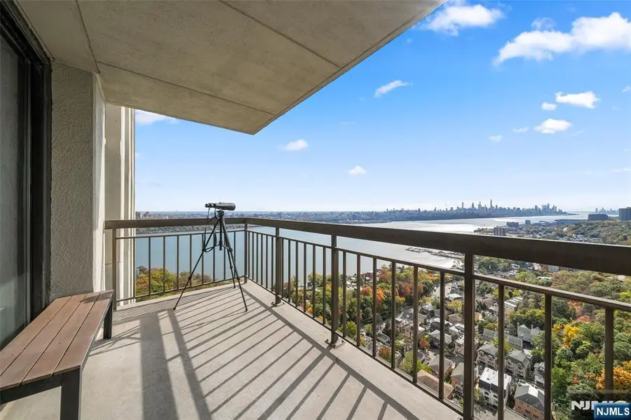 200 Old Palisade Road 25D, Fort Lee, NJ 07024 - Image #2