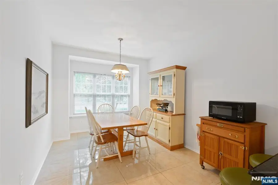 95 Butternut Drive, Wayne, NJ 07470 - Image #3