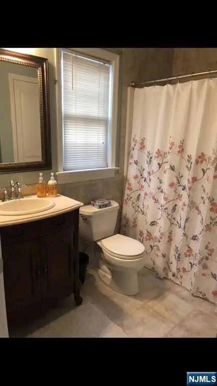 125 Orchard Street, Elmwood Park, NJ 07407 - Image #2