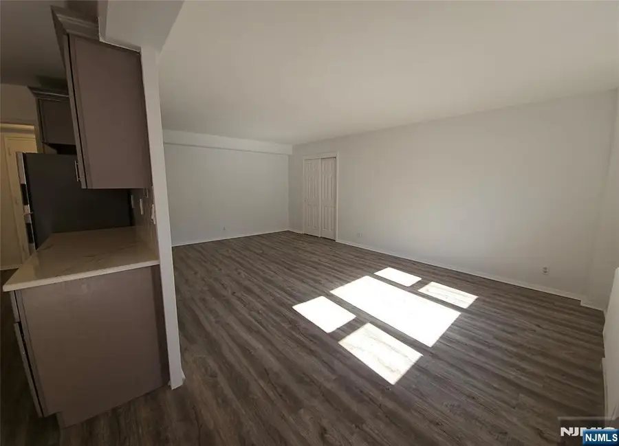 8800 Boulevard East 4B, North Bergen, NJ 07047 - Image #2
