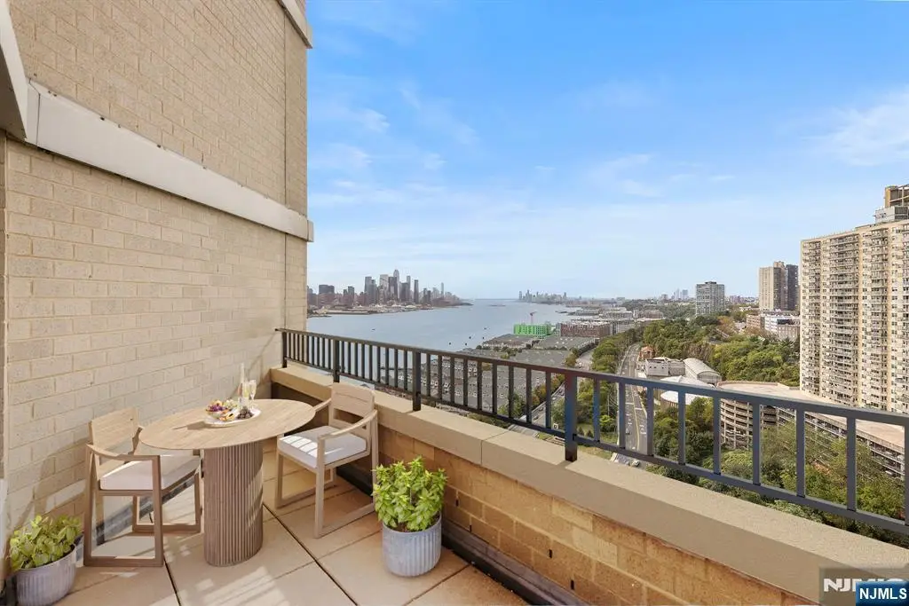 7002 Boulevard East 32F, Guttenberg, NJ 07093 - Image #1