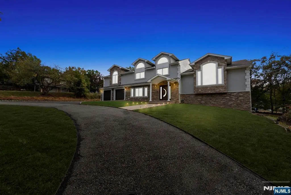 186 Francisco Avenue, Little Falls, NJ 07424 - Image #1