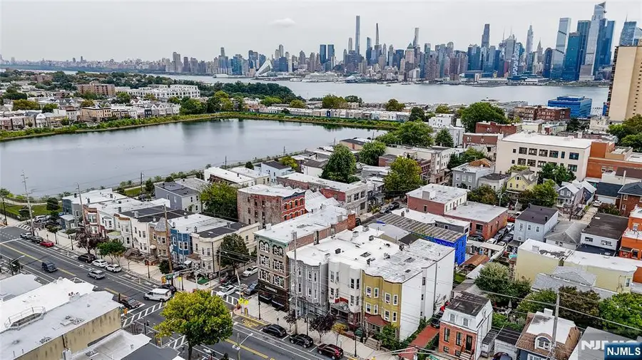 1810 Palisade Avenue 2L, Union City, NJ 07087 - Image #2