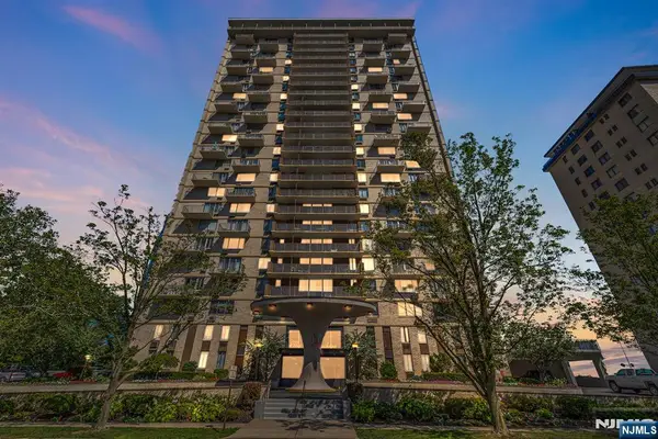 160 Overlook Avenue 7A, Hackensack, NJ 07601