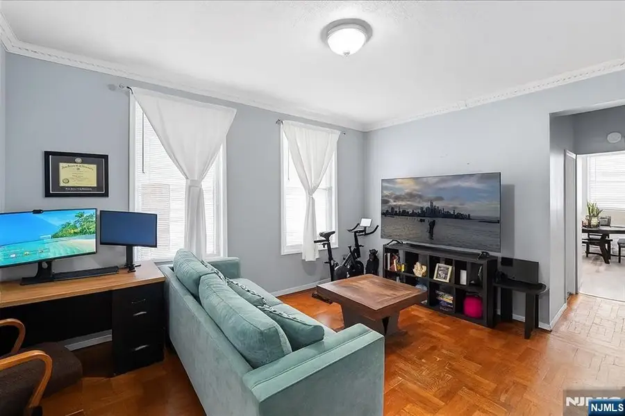 2105 New York Avenue, Union City, NJ 07087 - Image #2