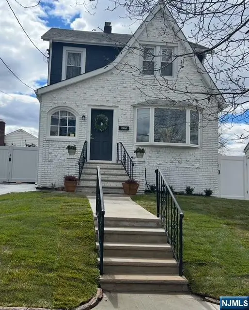 105 Jauncey Avenue, North Arlington, NJ 07031 - Image #1