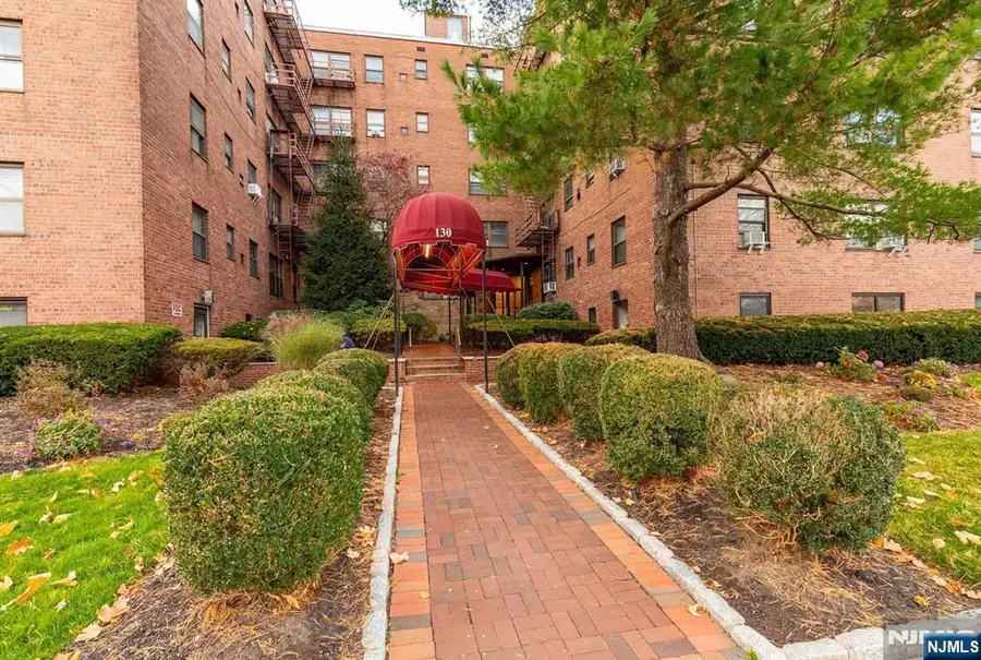 130 Orient Way 3D, Rutherford, NJ 07070 - Image #2