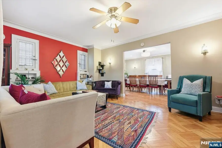 118 Avenue B, Bayonne, NJ 07002 - Image #2