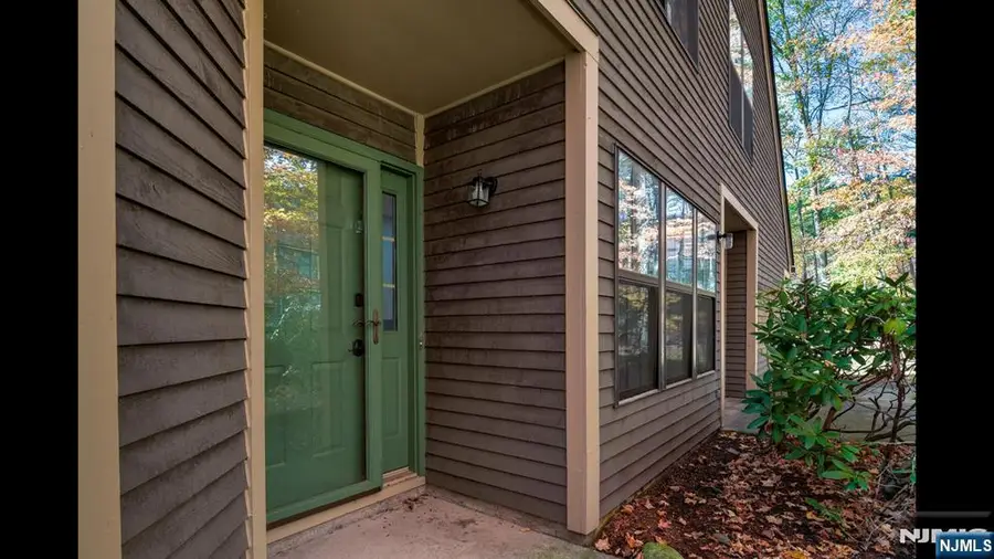 21 Plymouth Alley F, West Milford, NJ 07480 - Image #2