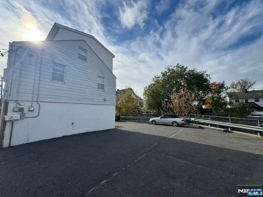 85 Berkshire Avenue, Paterson, NJ 07502 - Image #3