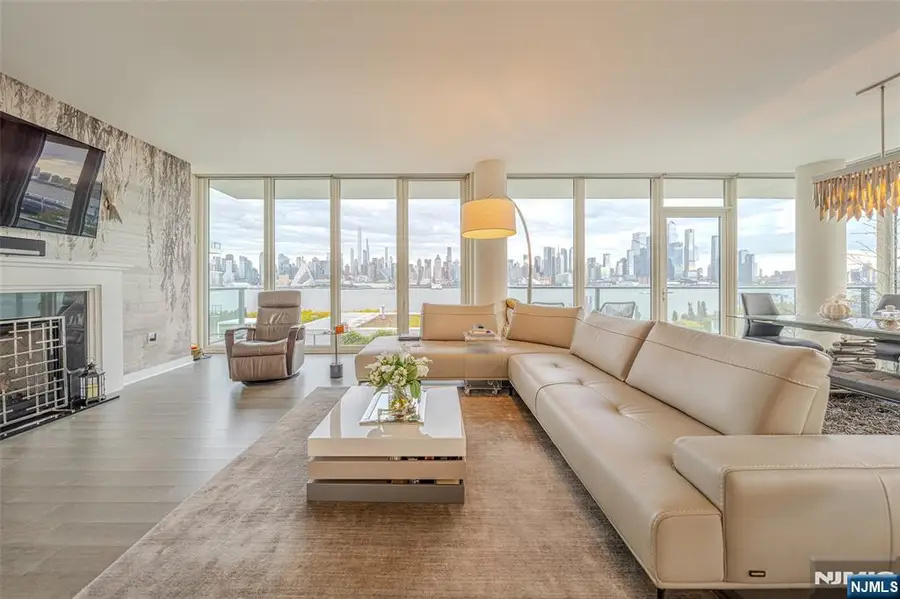 1200 Avenue At Port Imperial 516, Weehawken, NJ 07086 - #2