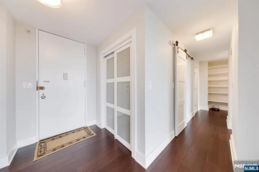 200 Winston Drive 716, Cliffside Park, NJ 07010 - Image #2