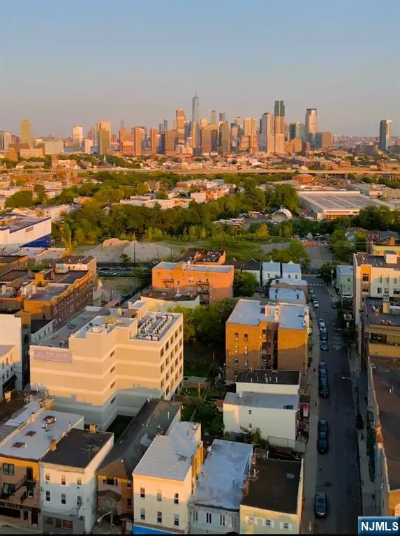 374 Summit Avenue, Jersey City, NJ 07306 - Image #1
