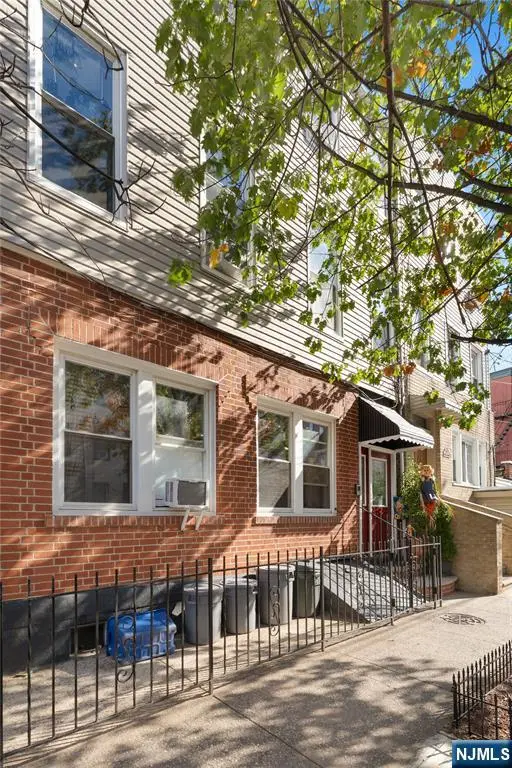 226 Brunswick Street, Jersey City, NJ 07302 - Image #2