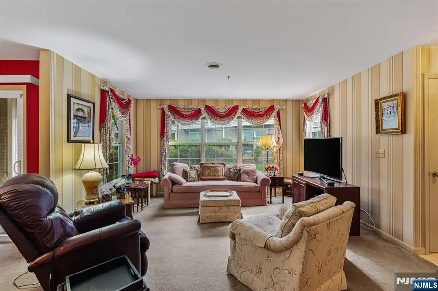 25 Mayer Drive, Clifton, NJ 07012 - Image #2