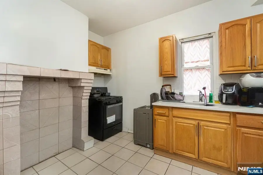 101 Eaton Place, East Orange, NJ 07017 - Image #3