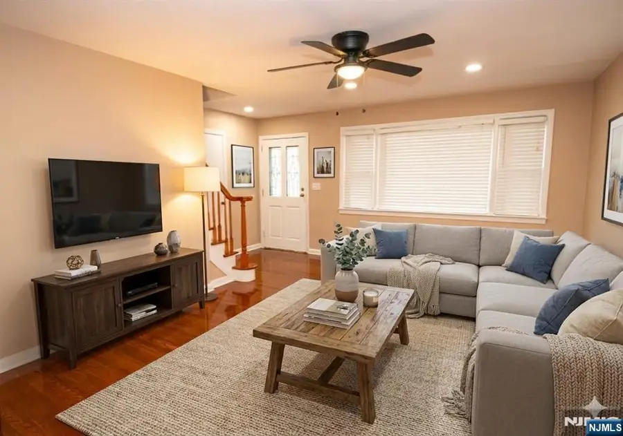 284 Continental Avenue, River Edge, NJ 07661 - Image #3