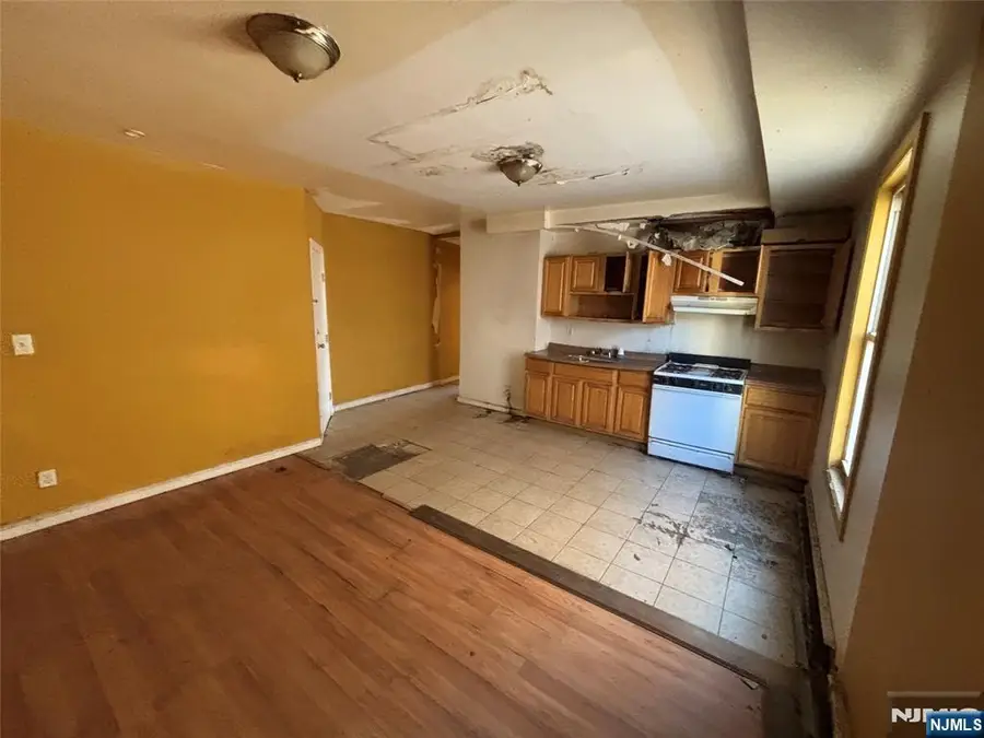 116 Broad, Newark, NJ 07104 - Image #3