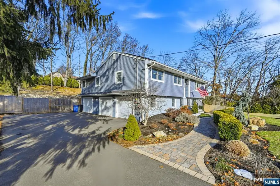 574 Wittich Terrace, River Vale, NJ 07675 - Image #3