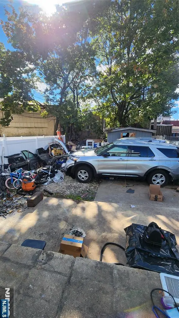 41 Elmwood Avenue, Irvington, NJ 07111