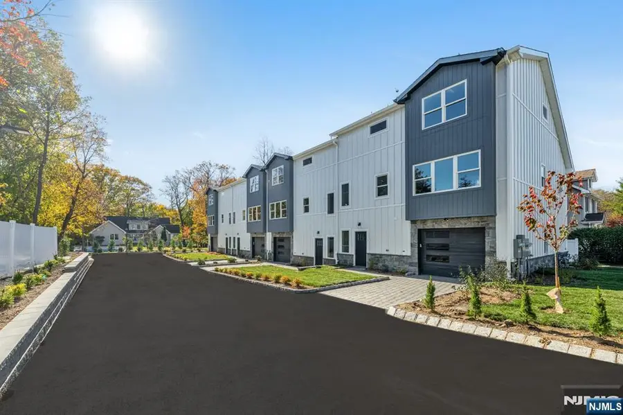 94 W Main Street, Ramsey, NJ 07446 - Image #2