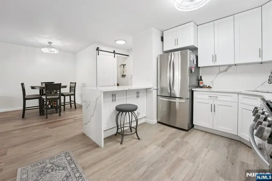 555 North Avenue 22-D, Fort Lee, NJ 07024 - Image #2