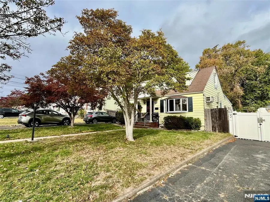 57 Hamilton Avenue, Elmwood Park, NJ 07407 - Image #3