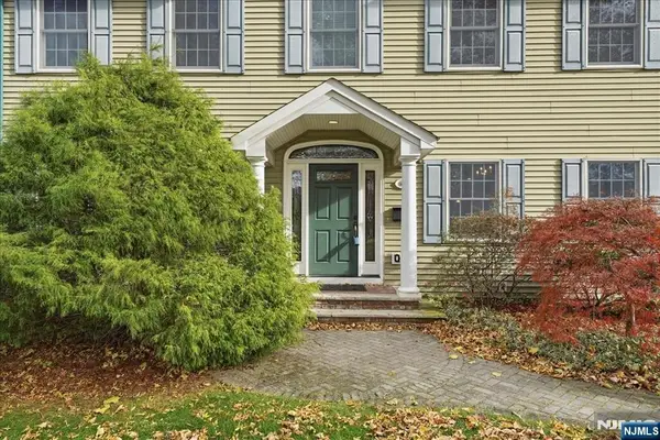 605 Craig Avenue, Paramus, NJ 07652