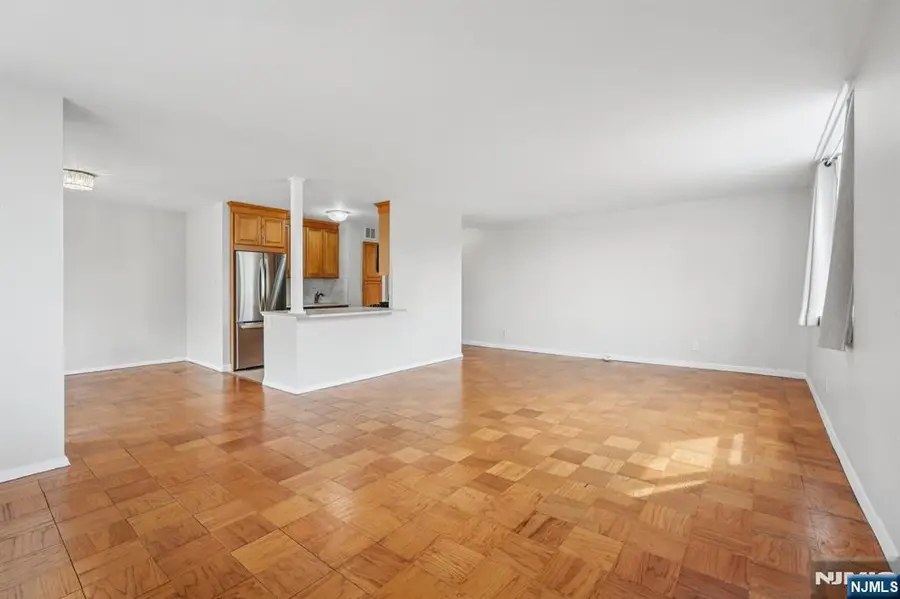6040 Boulevard East 3H, West New York, NJ 07093 - Image #2