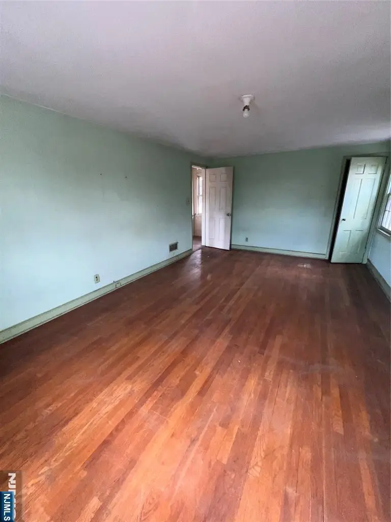 99 Park Avenue, North Arlington, NJ 07031 - Image #2