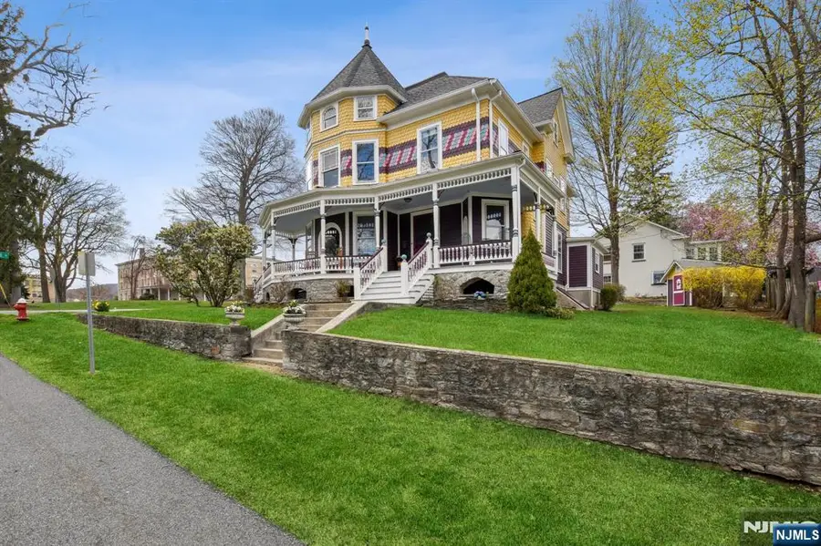 412 W Plane Street, Hackettstown, NJ 07840 - Image #3