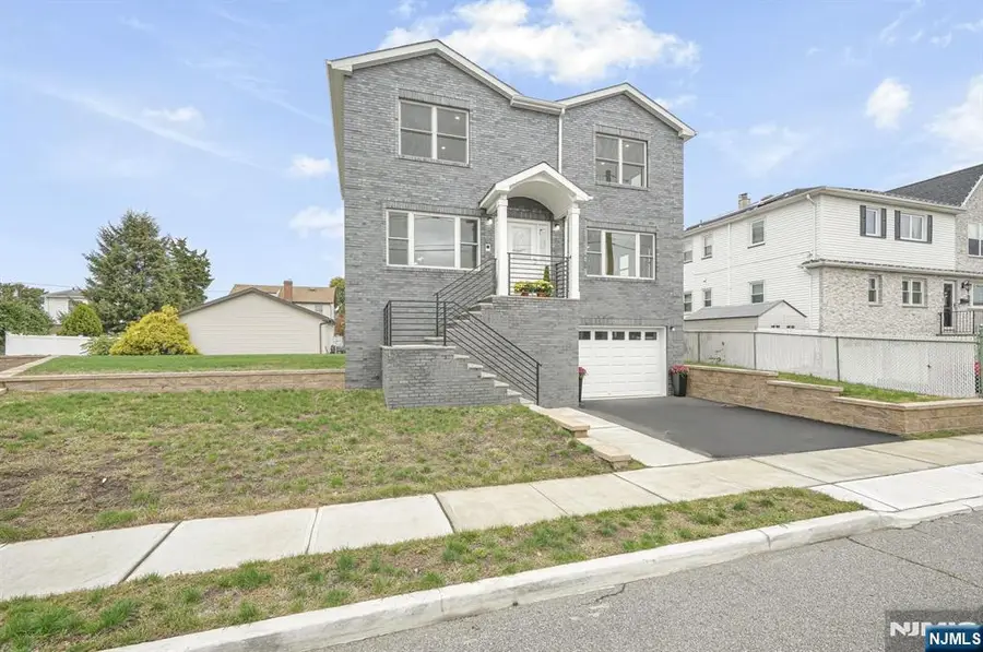 510 Anthony Court, Lyndhurst, NJ 07071 - Image #3