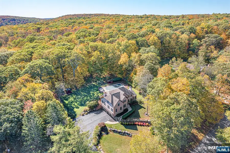 7 Stonehedge Drive, Hardyston, NJ 07460 - Image #3