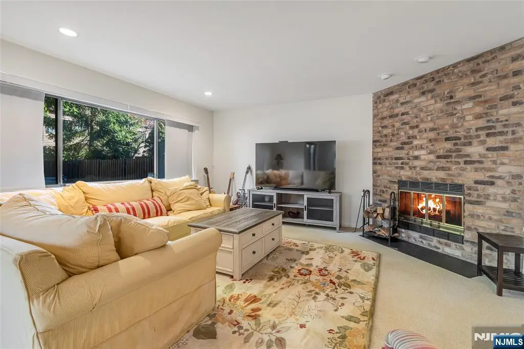 191 Yorktowne Court 191B, Township Of Washington, NJ 07676 - Image #1